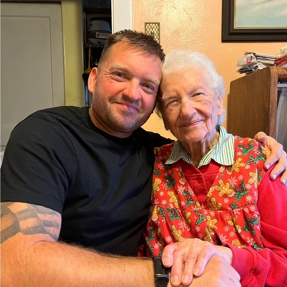 Meet your Posher, Cheryl - Picture 7 of 8